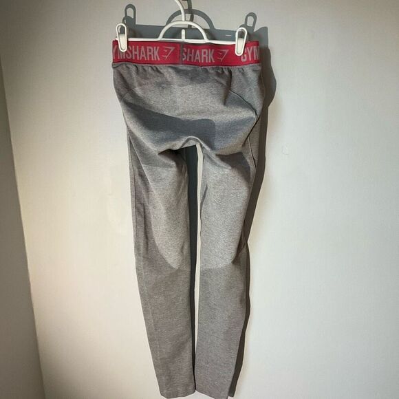 Gymshark Leggings. Medium. Grey with Pink. - Picture 7 of 9